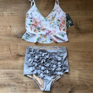 Kortni Jeane Light Heather Gray 3D Floral Bottoms